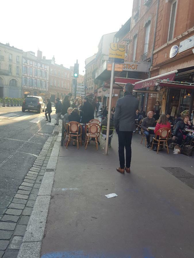 Angle Du Canal Toulouse Luaran gambar
